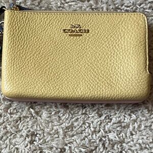 Coach wristlet NWOT